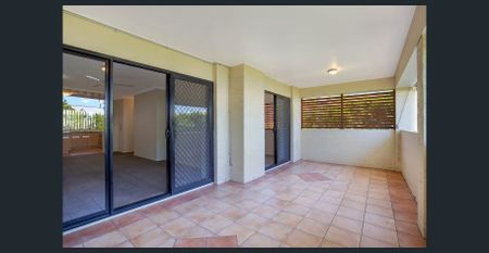 Stylish Inner City Living - Photo 4