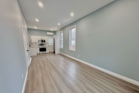 For Lease - 140 Ridout Street Unit# 3, London South, Ontario - Photo 2