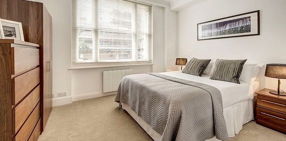 Hill Street, Mayfair, W1J, London - Photo 2