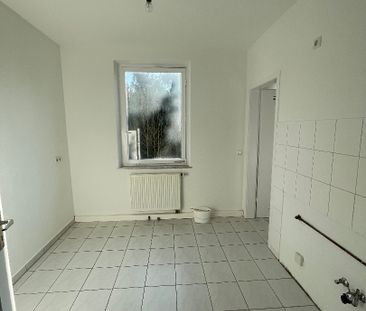 Schöne 3-Zimmer Wohnung mit großem Balkon! - Photo 1