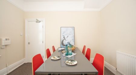 9 Canterbury Drive, Headingley, Leeds, LS6 3EU - Photo 2