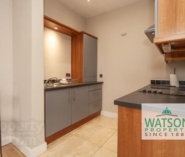 Apartment 2, 2 Duncairn Avenue, BT146BP, Belfast - Photo 1