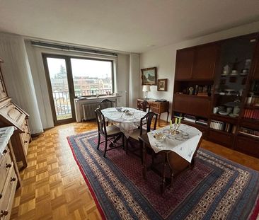 Großzügige 2-Zimmer-Wohnung mit umlaufenden Balkon, Terasse und mor... - Photo 2