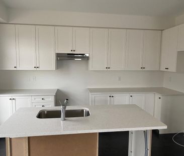 For Lease - 3 Pinnacle Court, Hamilton, Ontario - Photo 4