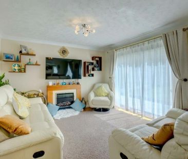 3 bedroom semi-detached house to rent - Photo 1