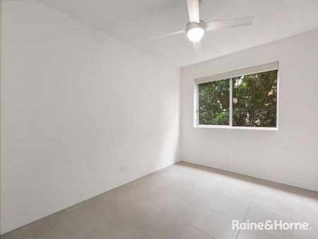 5/60 Warren Street, St Lucia, QLD 4067 - Photo 3