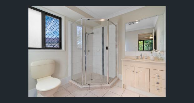 39 Helen Street, North Booval QLD 4304 - House For Rent - $685 | Domain - Photo 1