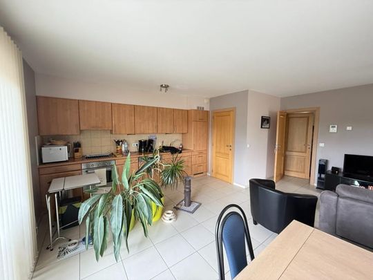 Appartement te huur - Photo 1