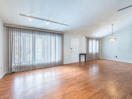 For Lease - 104 Benleigh Drive Unit# Main, Toronto, Ontario - Photo 2