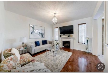 For Lease - 35 FISHING Crescent, Brampton, Ontario - Photo 3