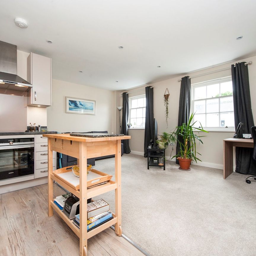 1 bedroom apartment to rent Portland Street, Cheltenham, GL52 - Photo 1