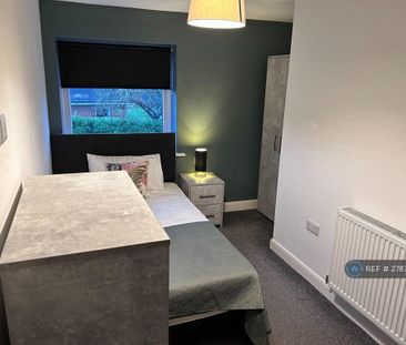 1 bedroom in a house share to rent - Photo 5