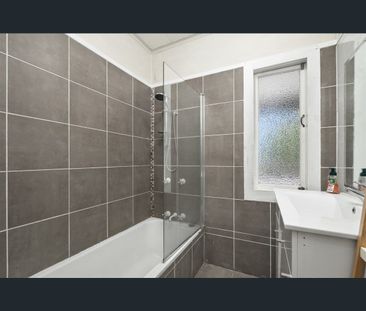 68 Marquis Street, Greenslopes, Qld 4120 - Photo 3