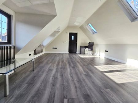 studio to rent - Photo 5