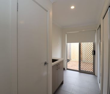 17 Valere Street, Mickleham, Vic 3064 - Photo 3