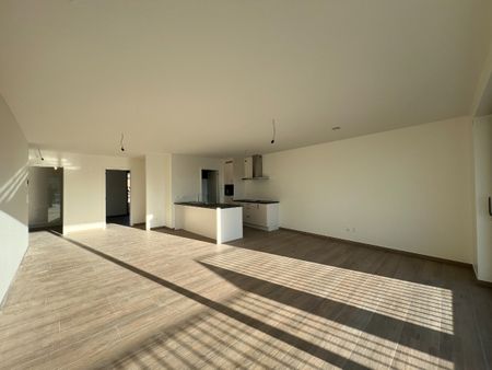 Prachtig nieuwbouwappartement te huur in Lommel-centrum - Photo 2