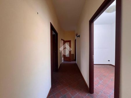 5 locali in affitto - Photo 3