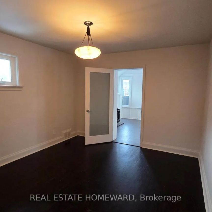 34 WOOD GLEN ROAD - Photo 1