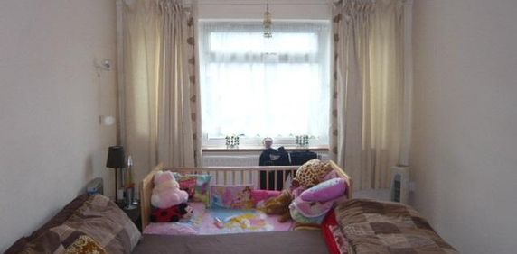 2 bedroom maisonette to rent - Photo 2