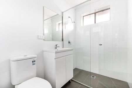 8/122 Ninth Avenue, Campsie NSW 2194 - Townhouse For Rent | Domain - Photo 5