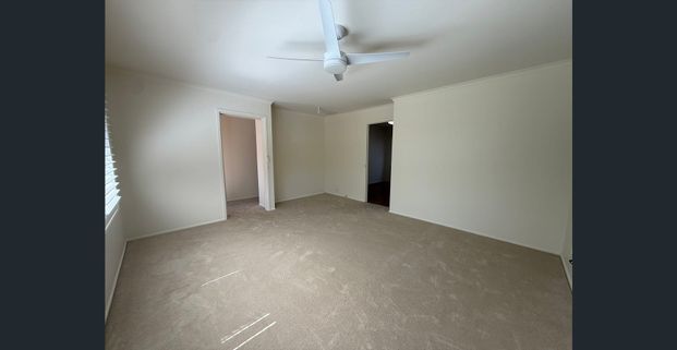 Prime Location - Photo 1