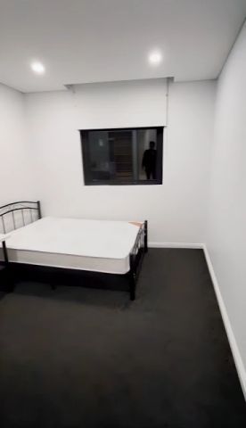 3 bed 2 bath-405-single room - Photo 3