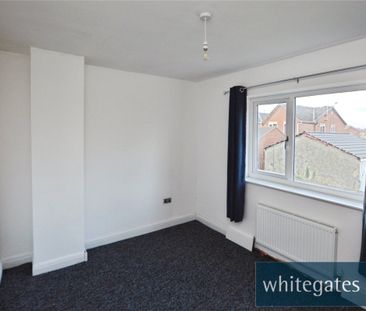 Westbury Place North, Leeds, West Yorkshire, LS10 - Photo 4