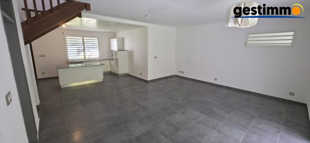 Location Maison 5 pièces 124m² MATOURY 97351 - Photo 1