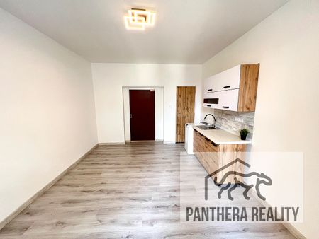 Pronájem bytu 1+kk 22 m² - Photo 2