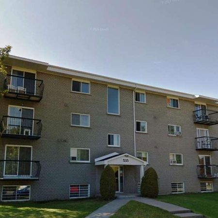 3-1/2 à louer Fleurimont à proximité CHUS et Cegep - Photo 4