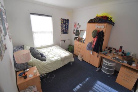 Price £3,900 pcm - Available 01/07/2026 - Furnished - Photo 2