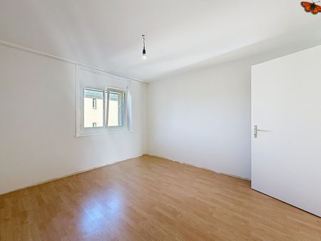 3½ ROOMS - WITH BALCONY! - Photo 3