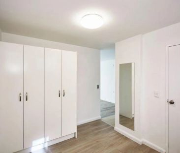 1/23 Ettalong Street, - Photo 2