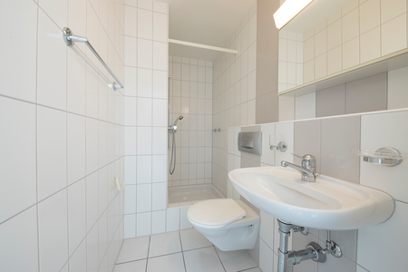 Moderne 4.5-Zimmerwohnung an ruhiger Lage! - Photo 5