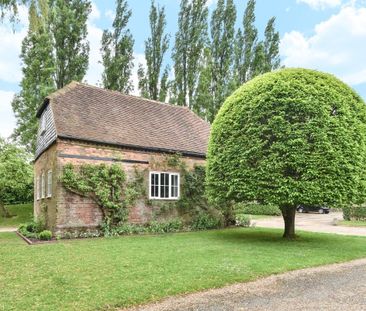 1 bedroom barn to rent - Photo 1