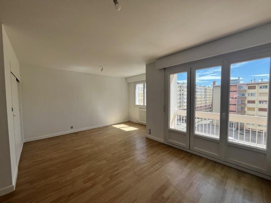 Location Appartement 4 pièces 93m² AIX LES BAINS 73100 - Photo 1