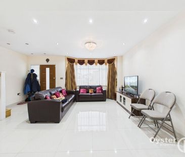 5 bedroom semi-detached house to rent - Photo 2