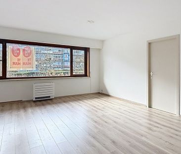 Appartement te huur in Merksem voor € 875 met 1 slaapkamer - Foto 2