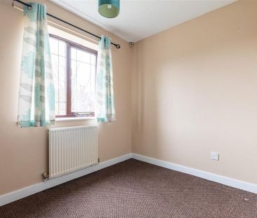 2 bedroom semi-detached house to rent - Photo 3