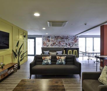 Studio to rent - Photo 1