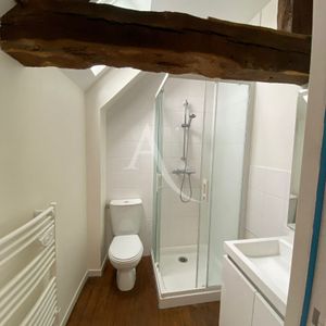 Location Appartement 1 pièce 27m² BAUGE EN ANJOU 49150 - Photo 2