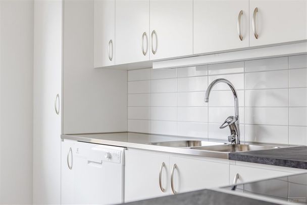 Eriksfältsgatan 101A - Photo 1