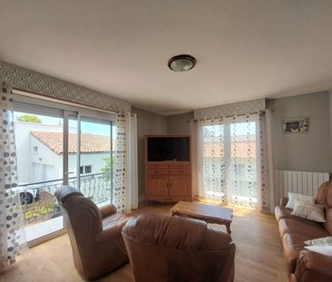Location Appartement 4 pièces 116m² - Photo 1