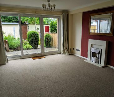 2 bedroom terraced house to rent - Photo 1