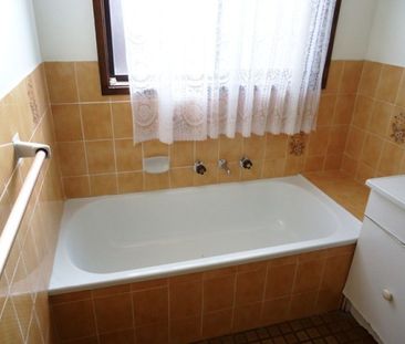 1/12 Hakea Street, Queanbeyan NSW 2620 - Apartment For Rent | Domain - Photo 5