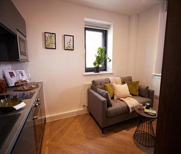 Studio to rent - Photo 1