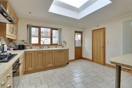 Dover Road, Portsmouth, PO3 - Photo 5