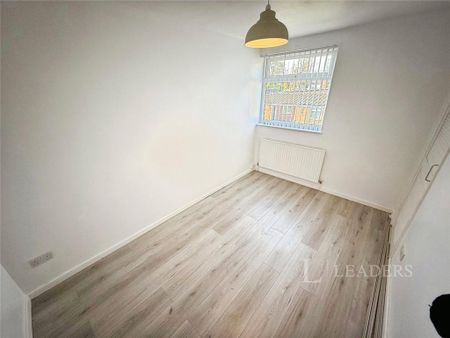 3 bedroom terraced house to rent - Photo 3