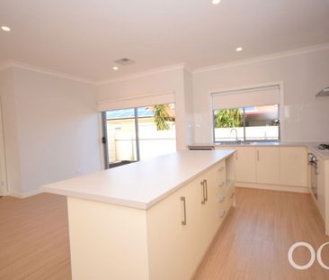 Open the Door To Stylish Easy-Care Living in Hillcrest - Photo 6