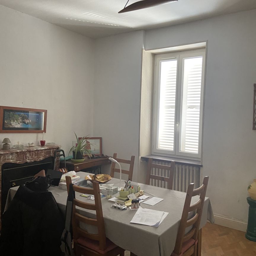 Location Appartement 3 pièces 68m² LE CREUSOT 71200 - Photo 1